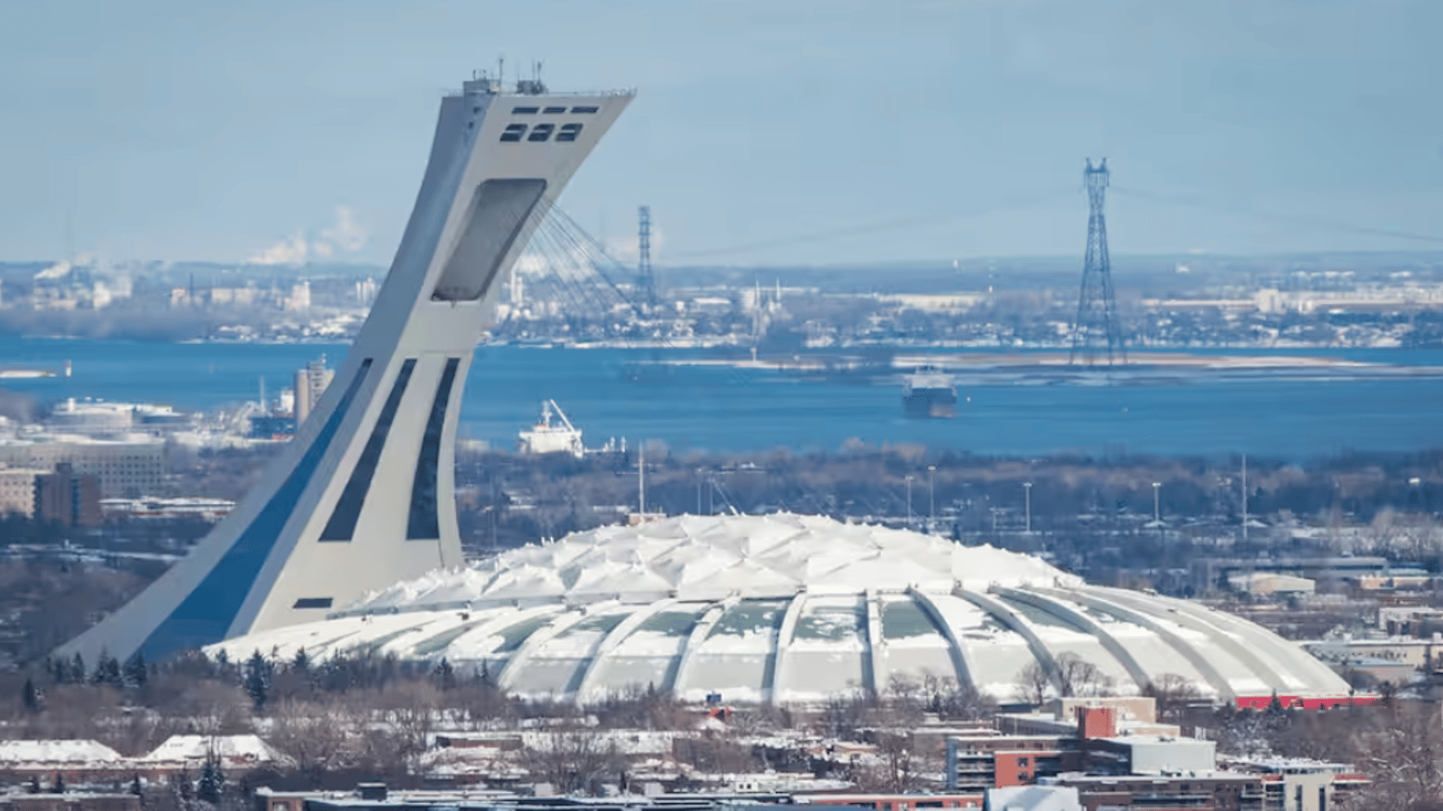 Le toit du Stade olympique sera finalement remplacé