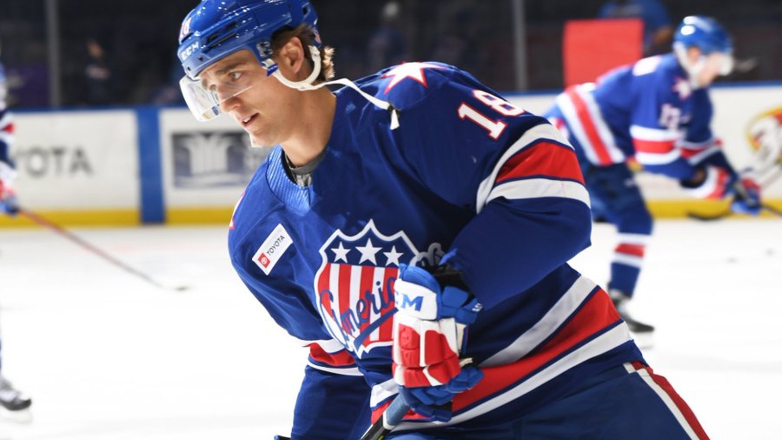 AHL: Ben Holmstrom est suspendu 8 matchs pour ses propos sur la glace