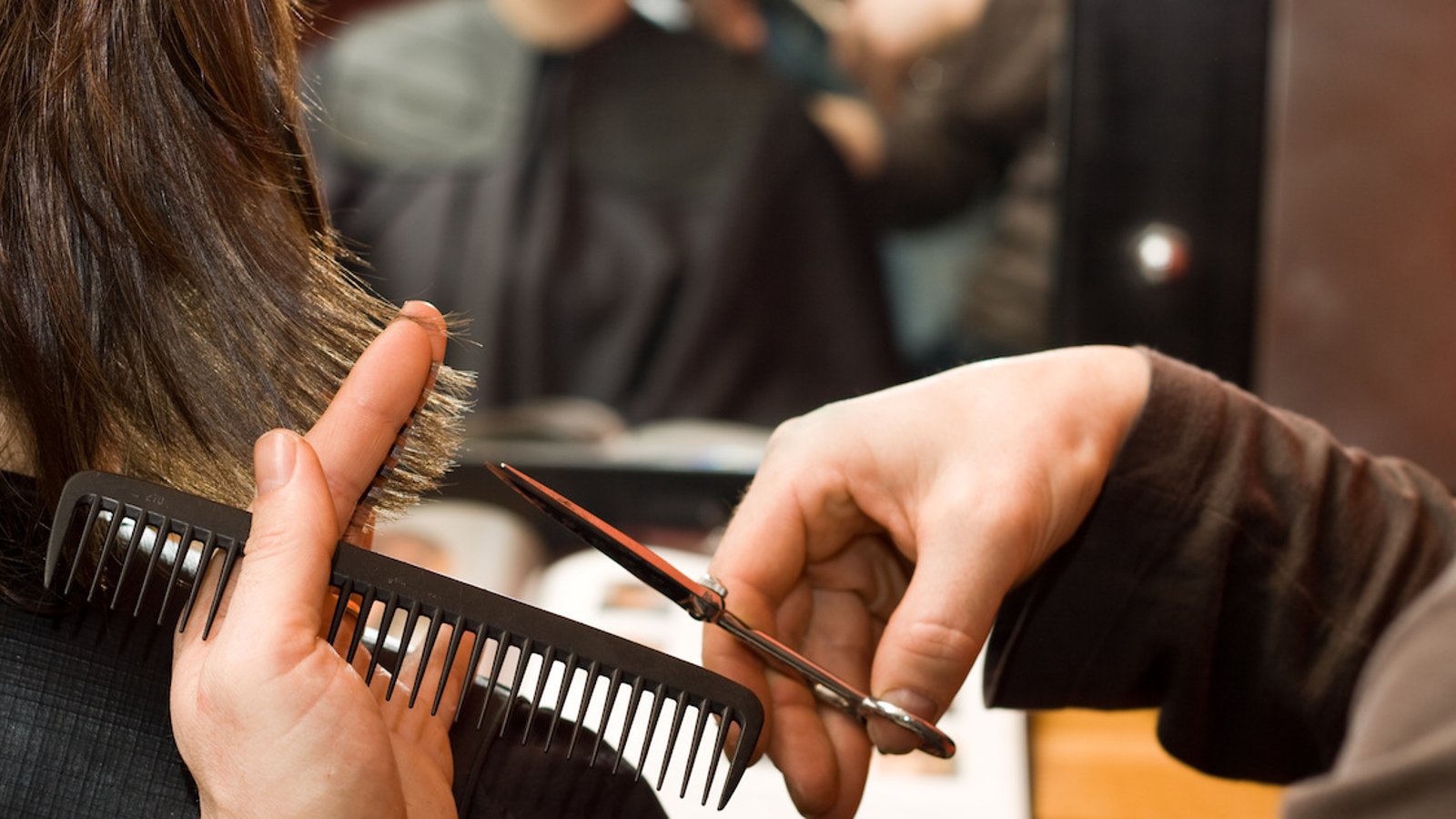 10 comportements que votre coiffeur déteste