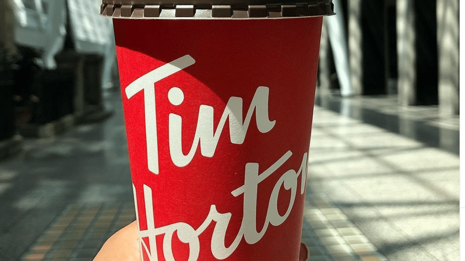 Café et beigne gratuits chez Tim Horton's, voici comment réclamer les vôtres.