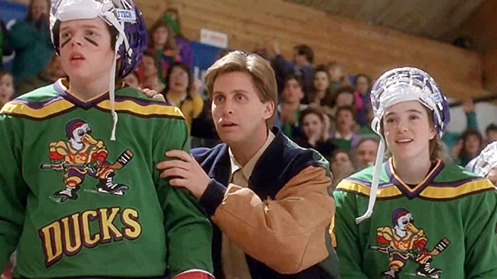 Oblongo Digno equivocado It looks like Disney is FINALLY bringing The Mighty Ducks jersey to the NHL  - HockeyFeed