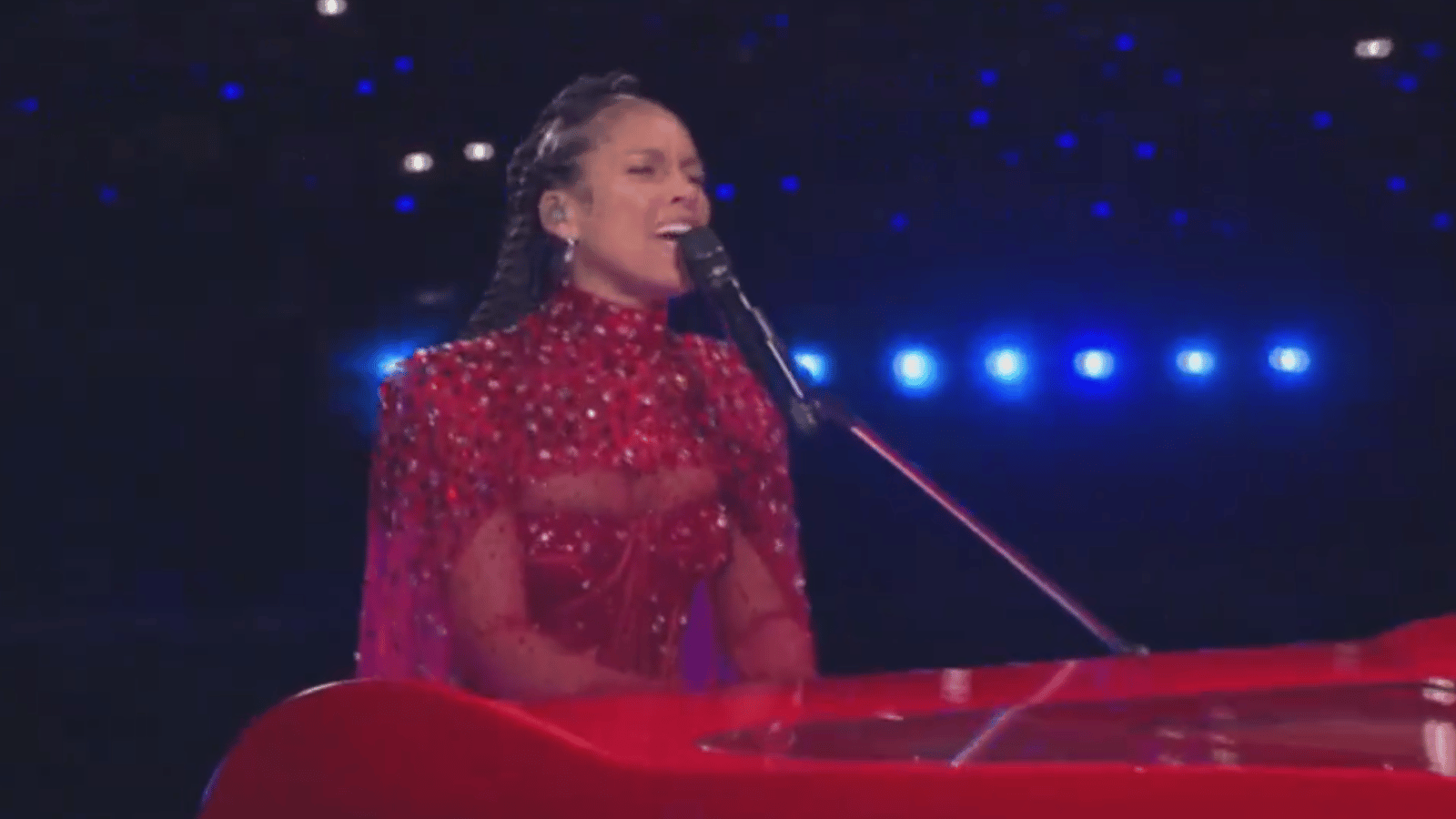 Alicia Keys reçoit de nombreuses critiques pour une raison précise après sa performance au Super Bowl