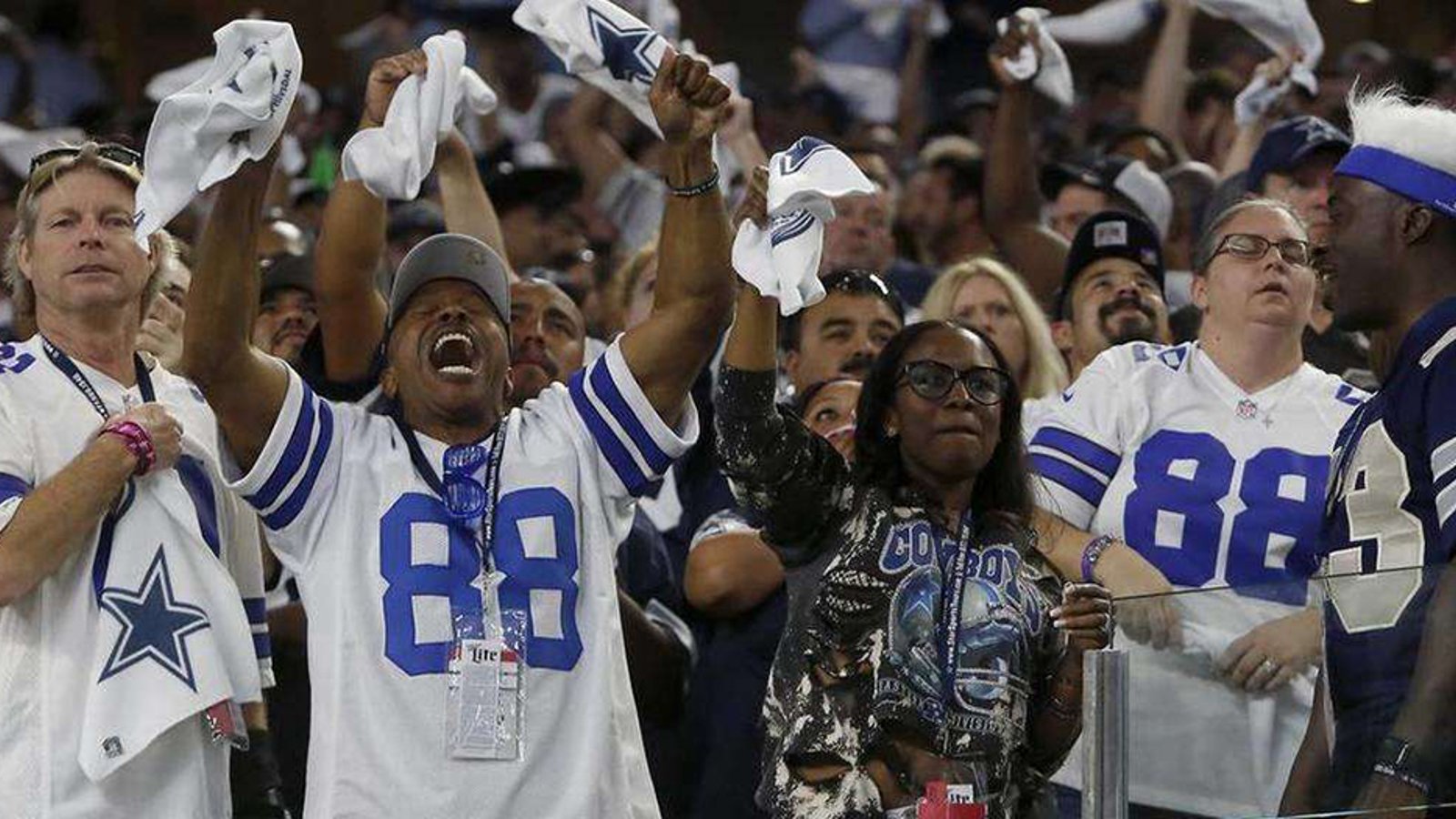 New online poll reveals America's true feelings of the Dallas Cowboys 