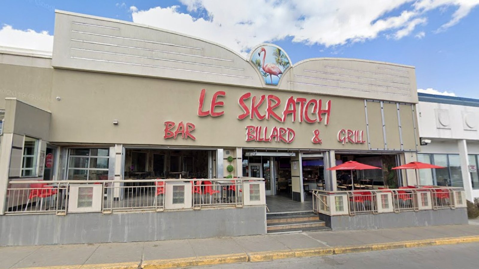 Un homme tire plusieurs coups de feu dans les airs parce qu'il s'est fait expulser d'un bar de Laval 