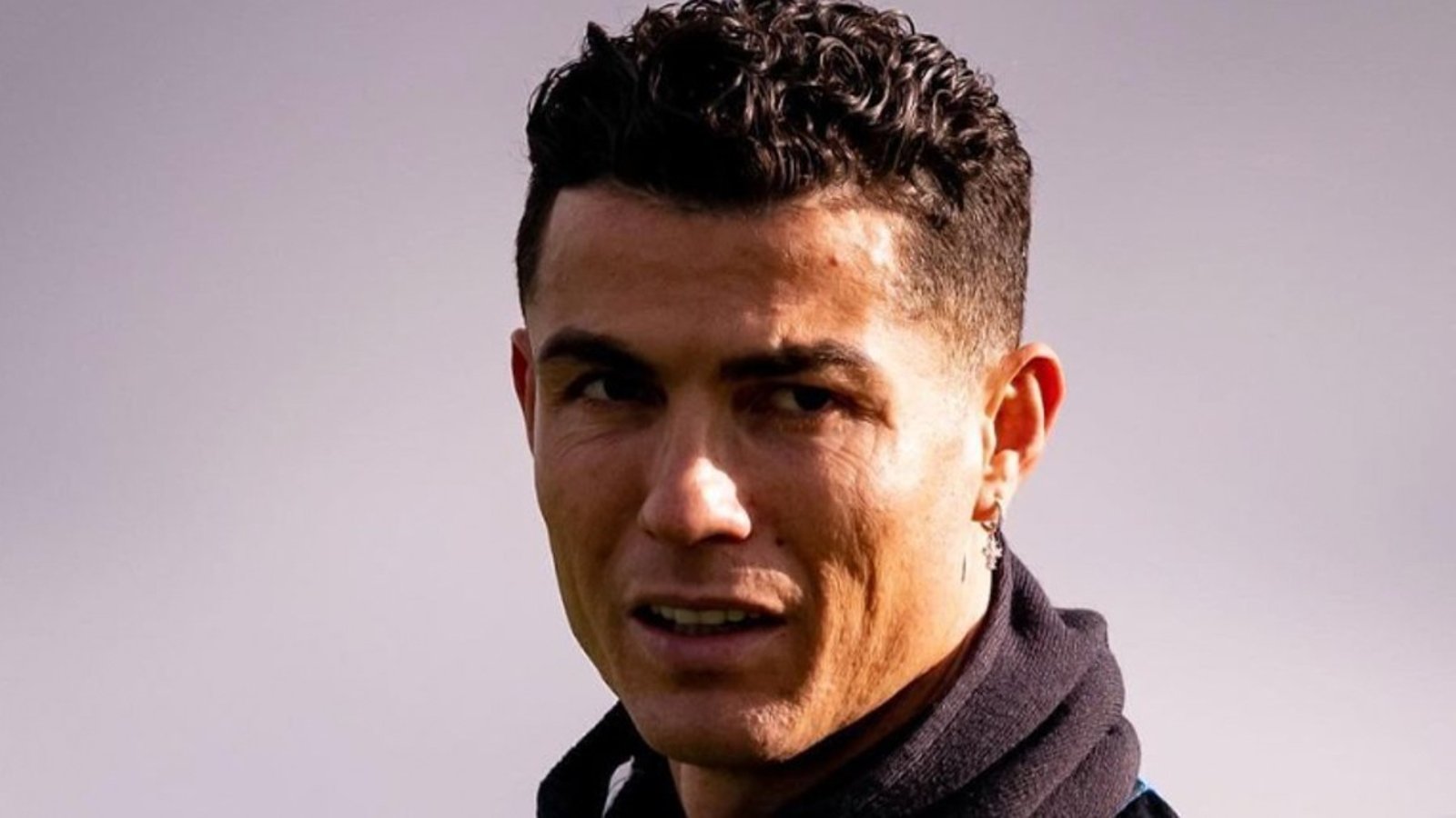 Cristiano Ronaldo annonce le décès de son fils nouveau-né
