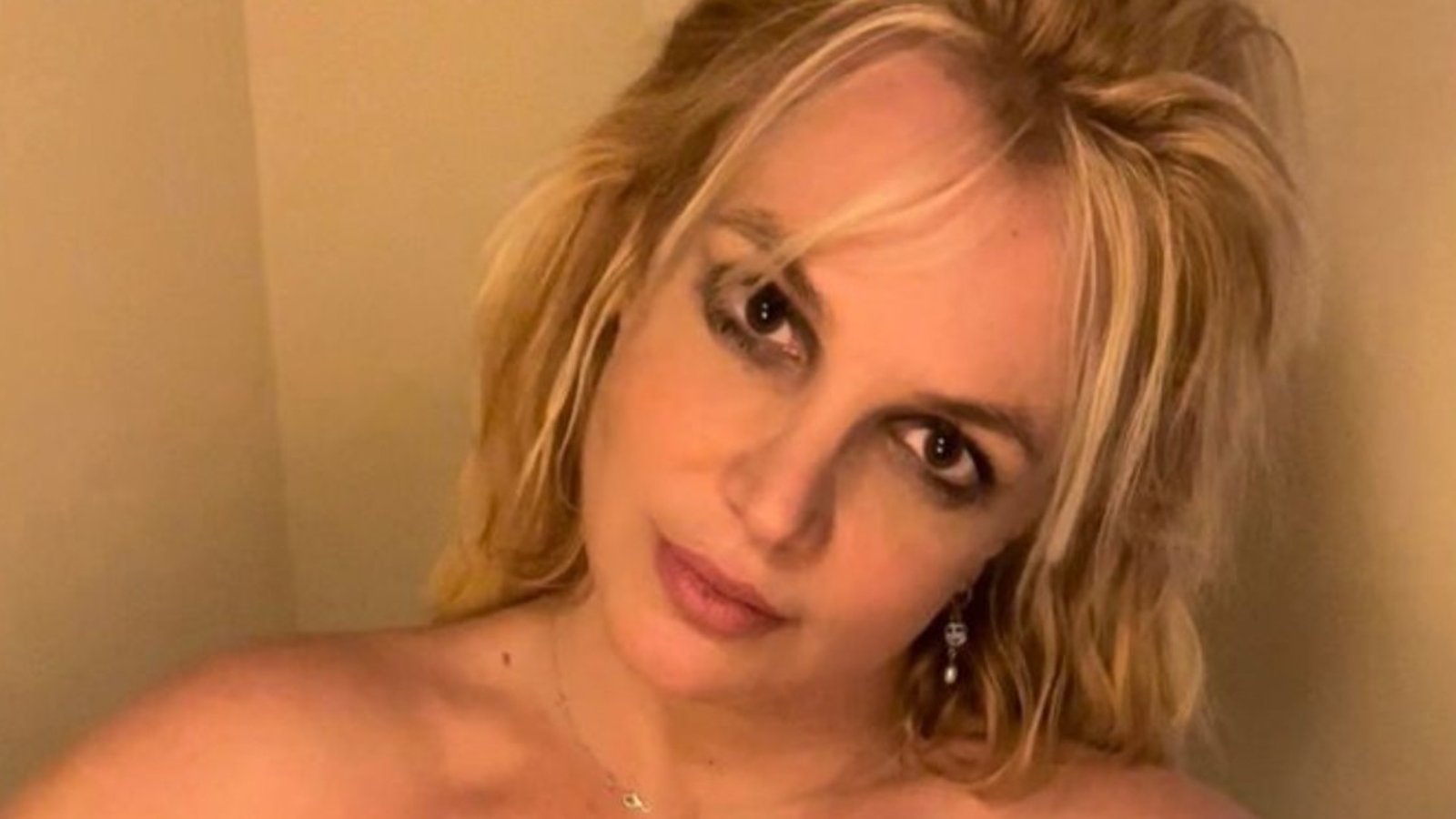Britney Spears publie de nouvelles photos troublantes et un détail retient l'attention 