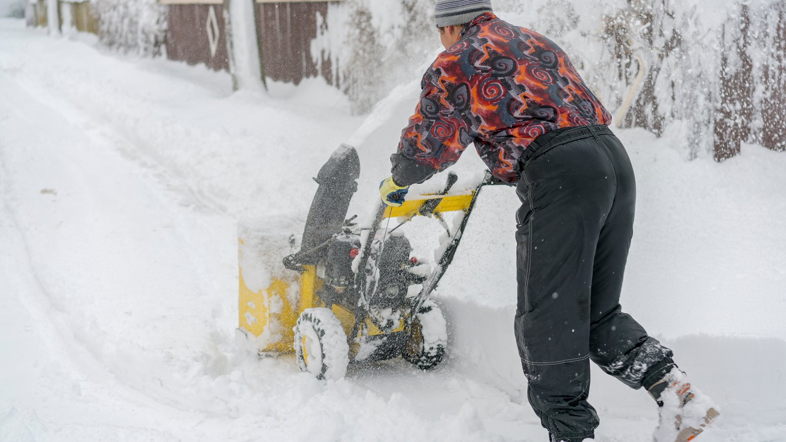 Les Québécois n'ont pas fini avec la neige cet hiver, une nouvelle bordée s'en vient
