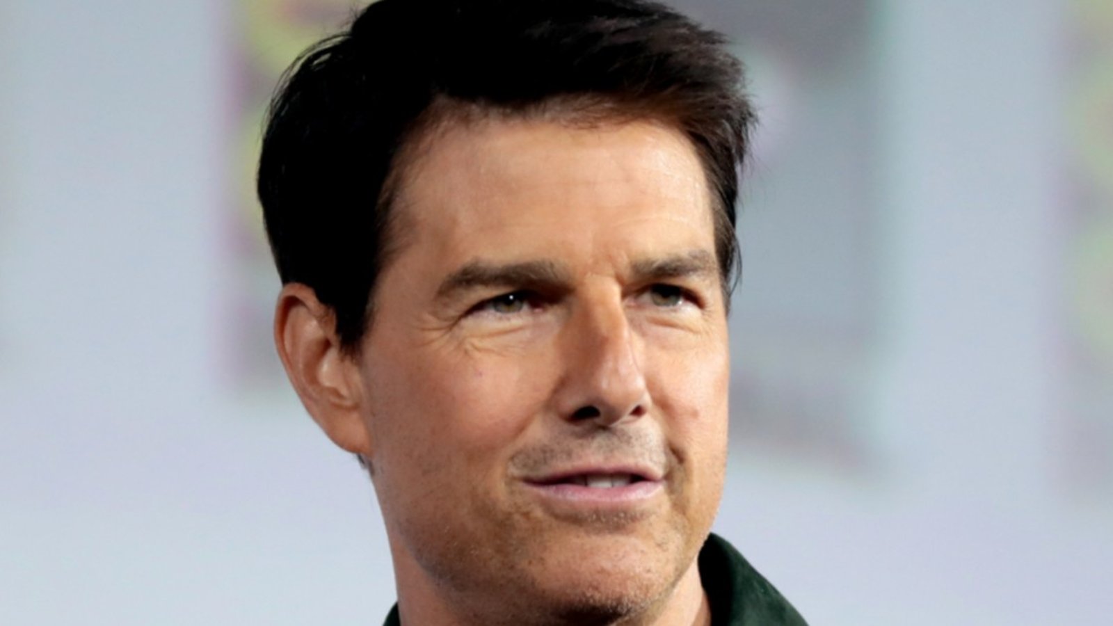 Le visage boursouflé de Tom Cruise suscite l'incompréhension des ses fans