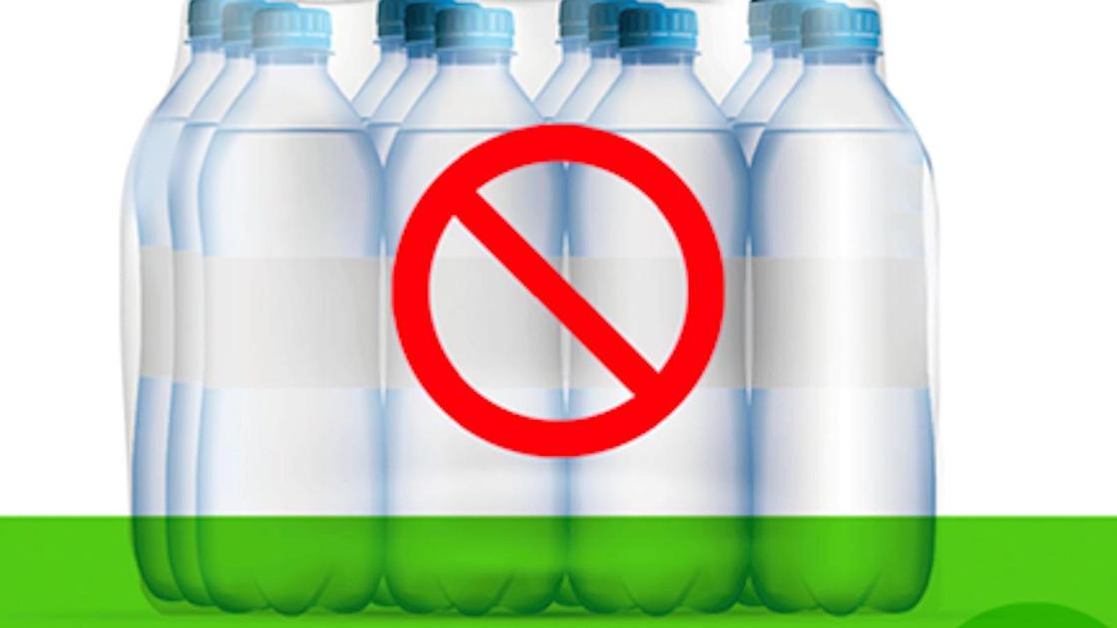 Dès l’an prochain, il ne sera plus possible d’acheter des caisses d’eau en bouteilles chez Familiprix