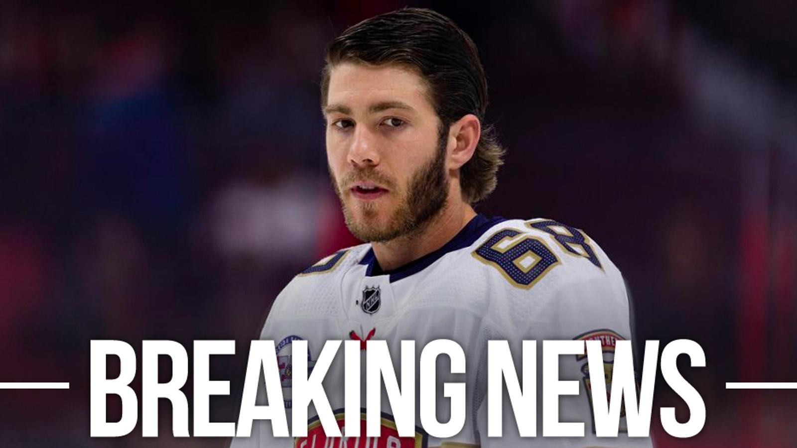 Top free agent Mike Hoffman finally signs a new contract 