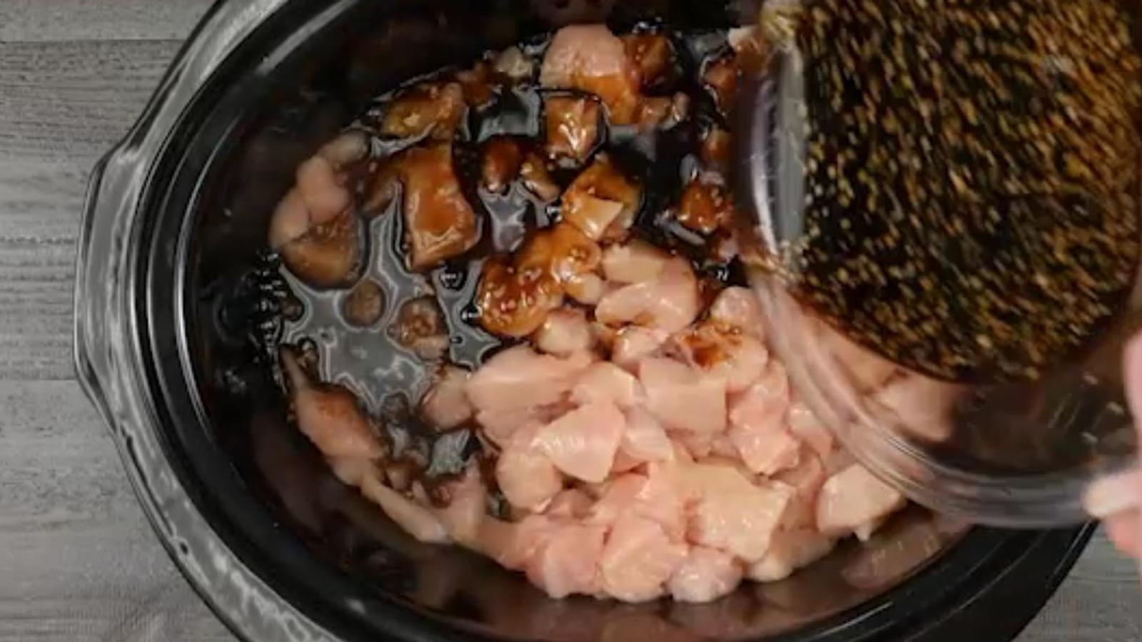 Ce poulet teriyaki à la mijoteuse pourrait facilement devenir votre recette favorite.