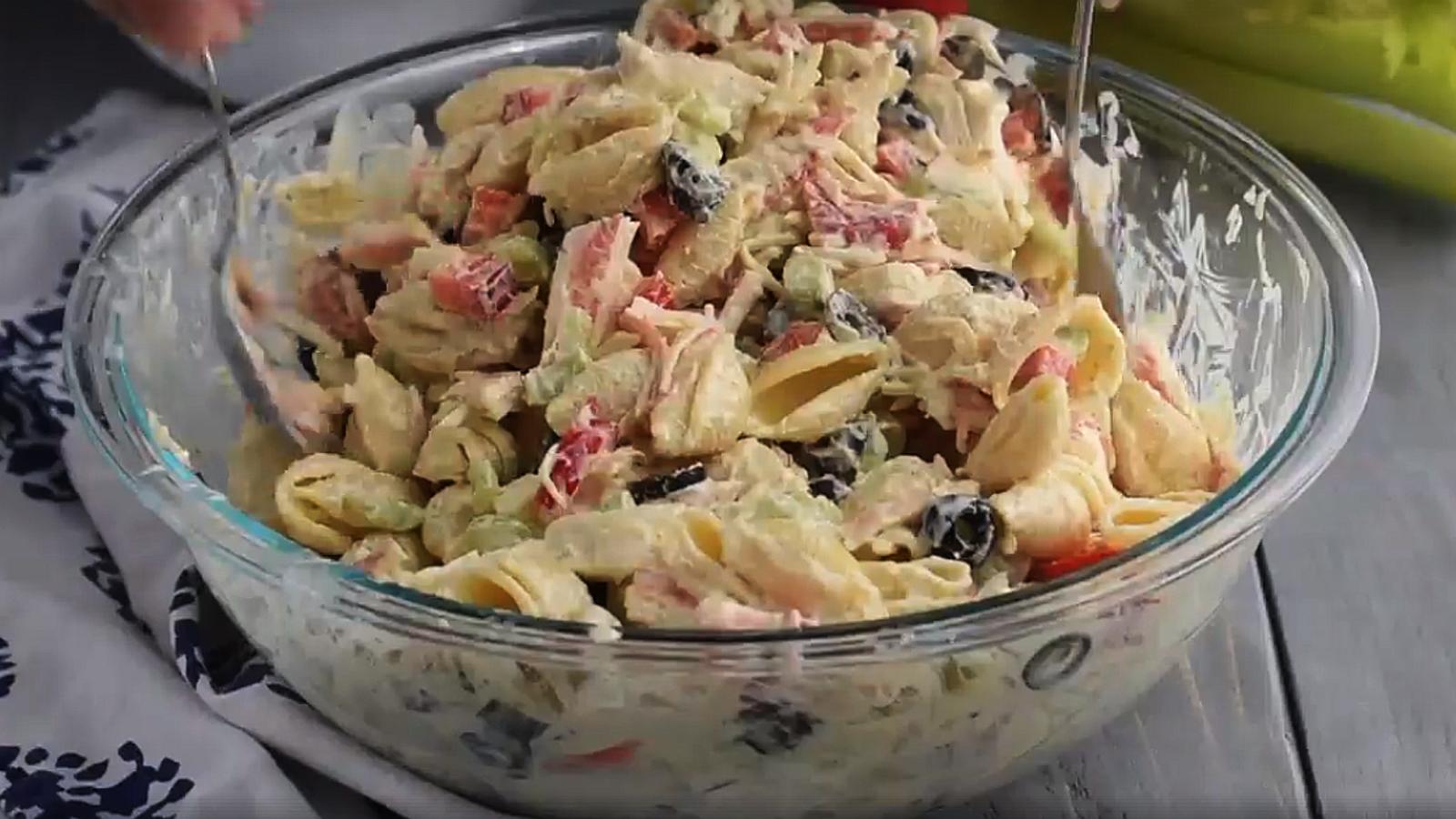 Recette simple de salade de pâtes au crabe 