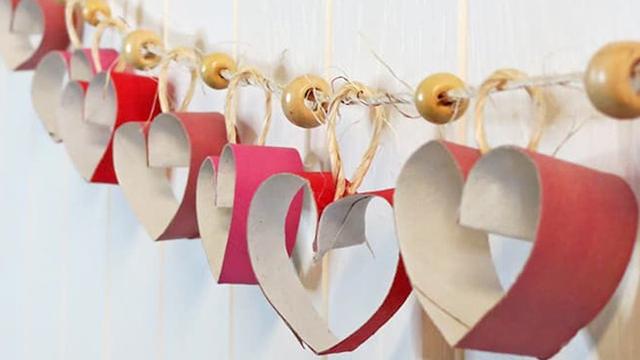 10 tutoriels pour faire une guirlande de coeurs pour la Saint Valentin