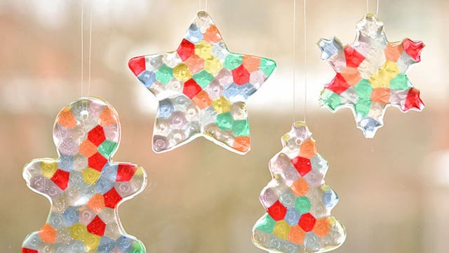 Comment créer des ornements de Noël en perles fondues