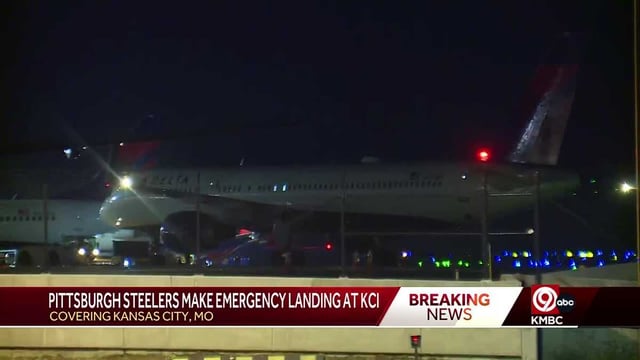 Steelers plane makes emergency landing! 