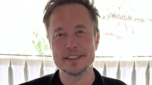 Elon Musk se dit préoccupé par les «robots humanoïdes» qui pourrait nous détruire.