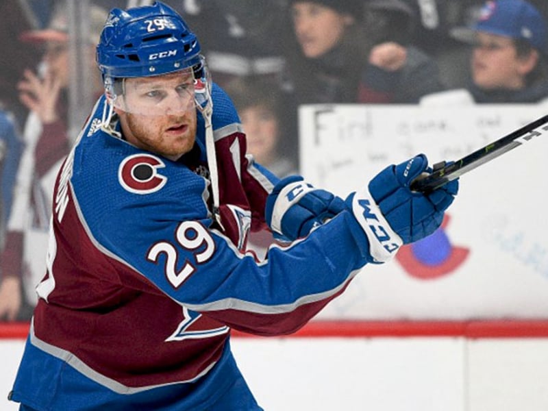 Report: Nathan MacKinnon makes his contract demands known 