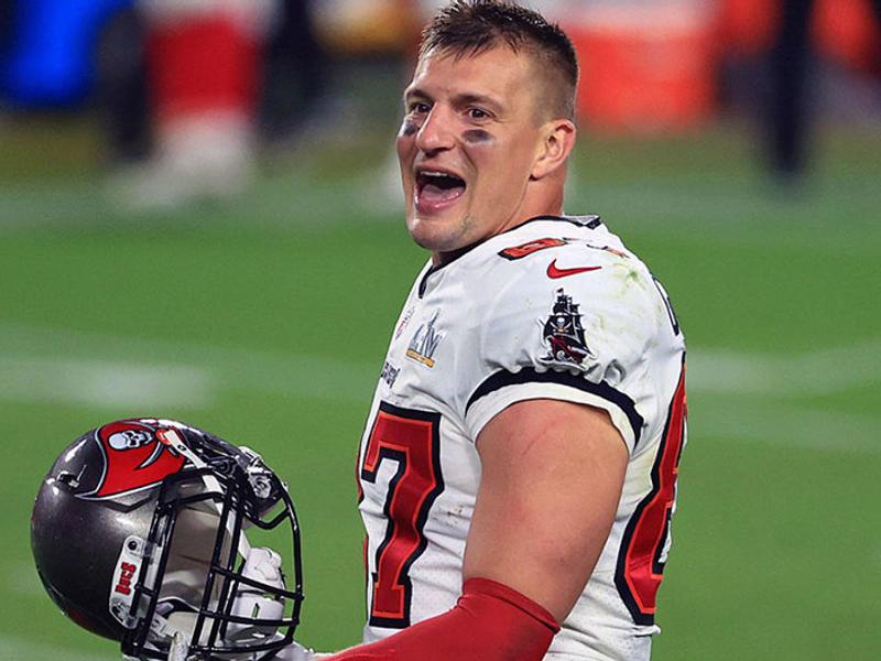 Rob Gronkowski reveals which QB he wants to play with next! 