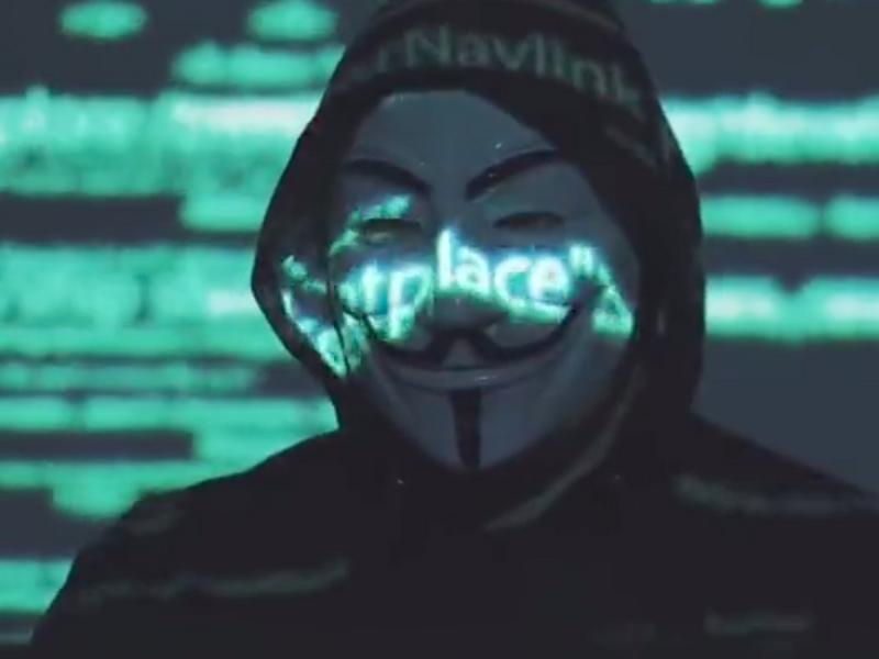 Anonymous envoie un sévère avertissement à 40 entreprises toujours en activités en Russie