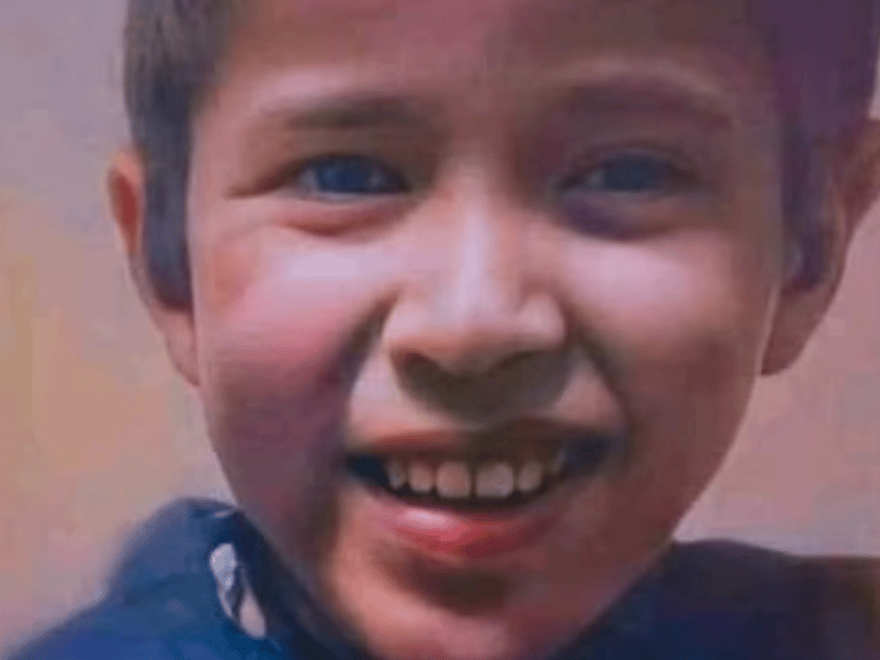 Un garçon de 5 ans tombé dans un puits depuis 3 jours attend toujours d'être sauvé