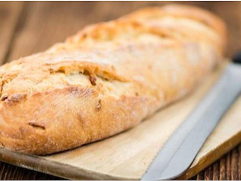 Recette réconfort: une baguette de pain sans pétrissage